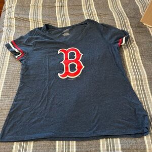 Women’s Boston Red Sox Size XXL Tshirt